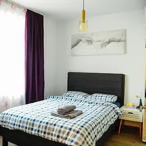 https://historic-center-residence.bucharesthotelsnow.com